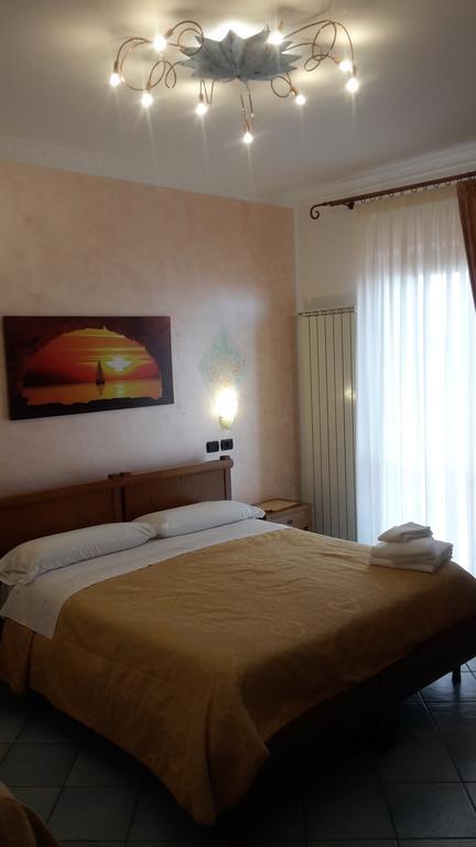 Agriturismo Mare E Monti อาเจโรลา ภายนอก รูปภาพ